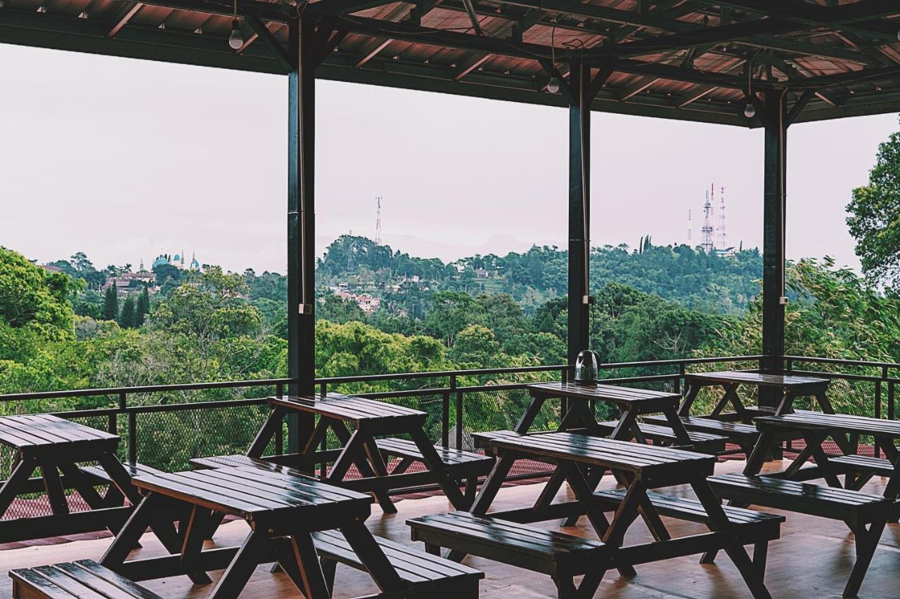 Miracle Signature Hills Ciater Bagian luar foto