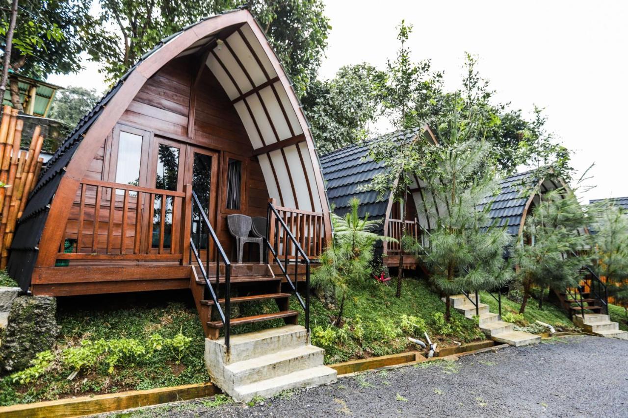 Miracle Signature Hills Ciater Bagian luar foto