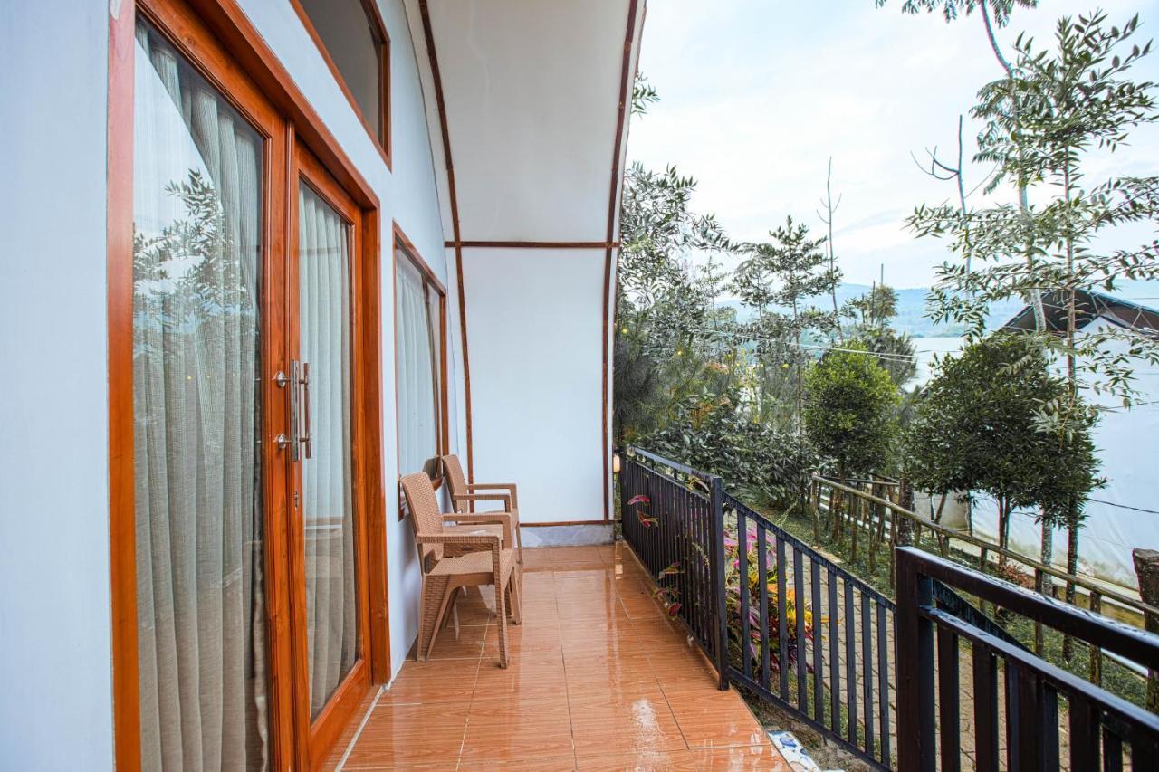 Miracle Signature Hills Ciater Bagian luar foto